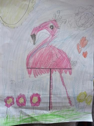 Los niños deben crear un dibujo a partir de una línea dada, esta vez la línea fue una T. Autora  Sara Sagastume  